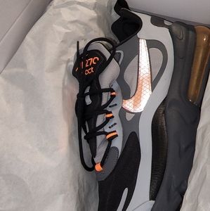 Nike Air Max 270 React WTR